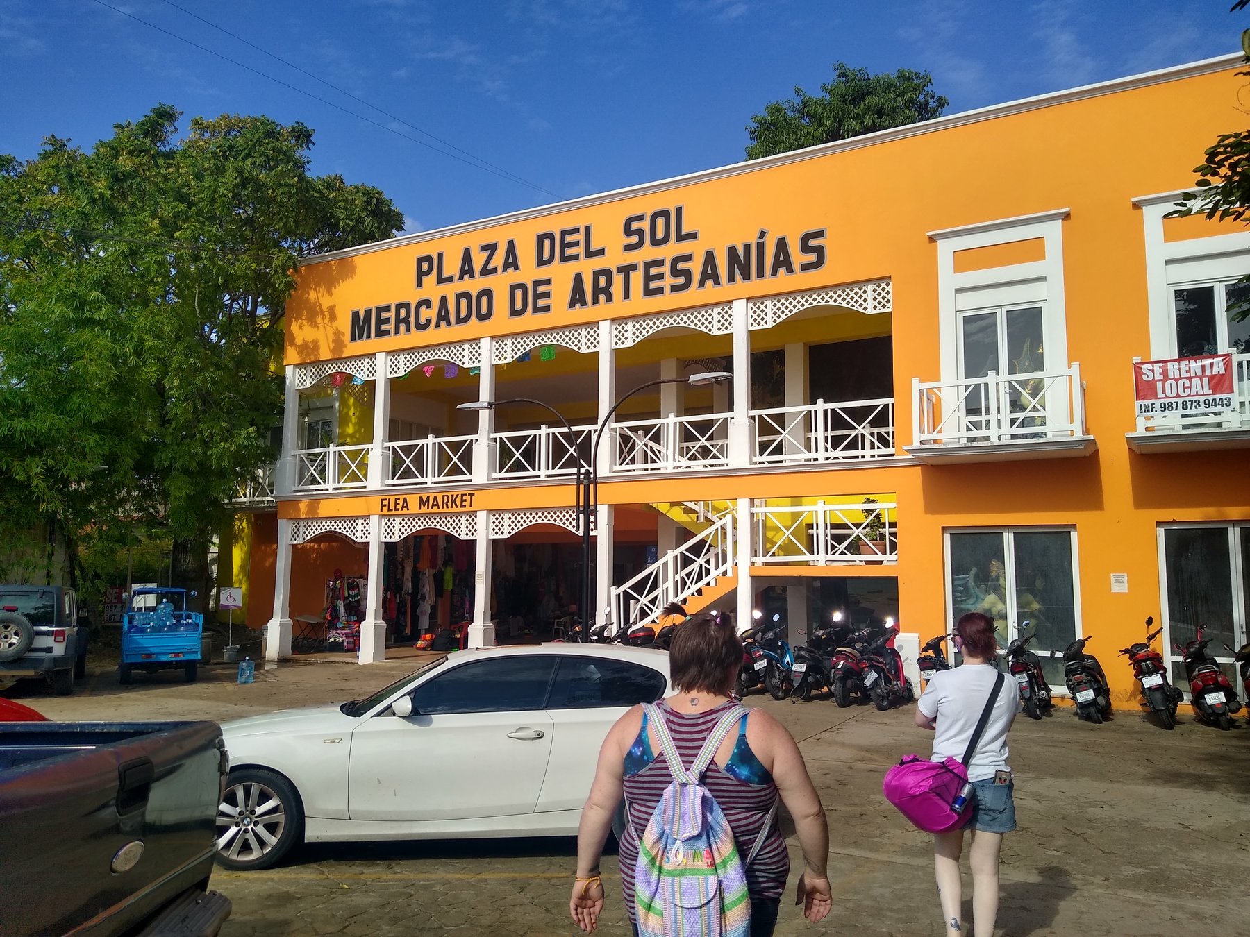 Plaza del Sol and Mercado de Artesanias in Cozumel, Mexico.